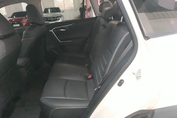 Used Toyota RAV4 2023 2.0L CVT Two-Wheel Drive 20th Anniversary Platinum Edition Left Rear Seat