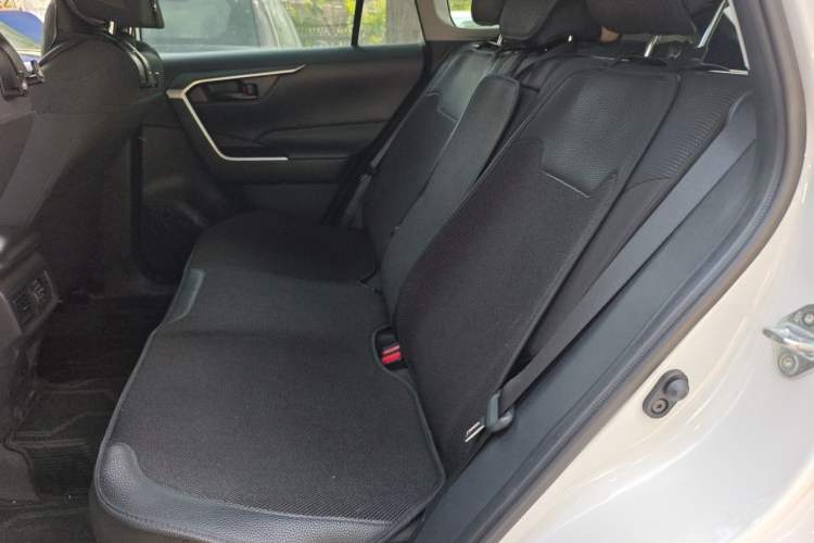 Used Toyota RAV4 2023 2.0L CVT Two-Wheel Drive Urban Edition Left Rear Seat