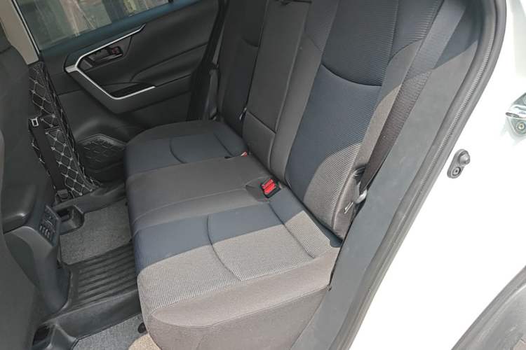 Used Toyota RAV4 2023 2.0L CVT Two-Wheel Drive Urban Edition Left Rear Seat