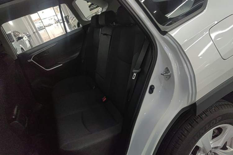 Used Toyota RAV4 2023 2.0L CVT Two-Wheel Drive Urban Edition Left Rear Seat