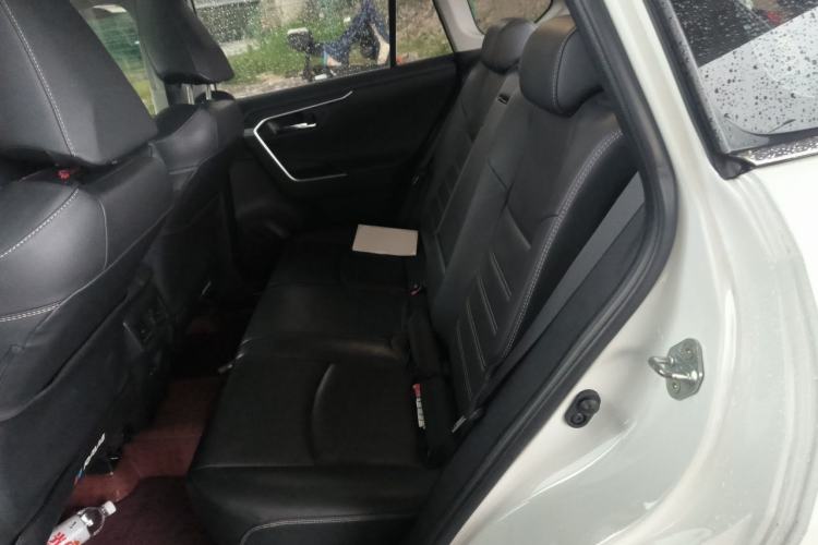 Used Toyota RAV4 2023 2.0L CVT Two-Wheel Drive 20th Anniversary Platinum Edition Left Rear Seat