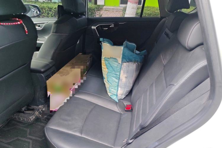 Used Toyota RAV4 2023 2.0L CVT Two-Wheel Drive 20th Anniversary Platinum Edition Left Rear Seat