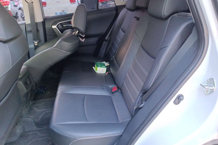 Used Toyota RAV4 2023 2.0L CVT Two-Wheel Drive 20th Anniversary Platinum Edition Left Rear Seat