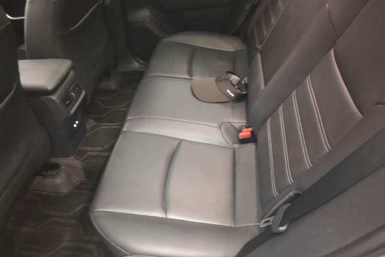 Used Toyota RAV4 2023 2.0L CVT Two-Wheel Drive Fashion Plus Edition Left Rear Seat