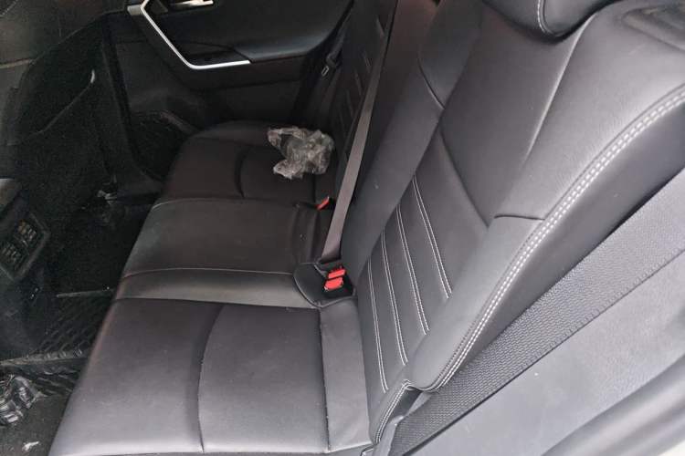 Used Toyota RAV4 2023 2.0L CVT Two-Wheel Drive 20th Anniversary Platinum Edition Left Rear Seat