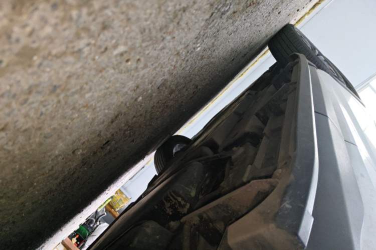Used Toyota RAV4 2023 Dual-Engine 2.5L E-CVT Four-Wheel Drive Elite Plus Edition Left Side Sill
