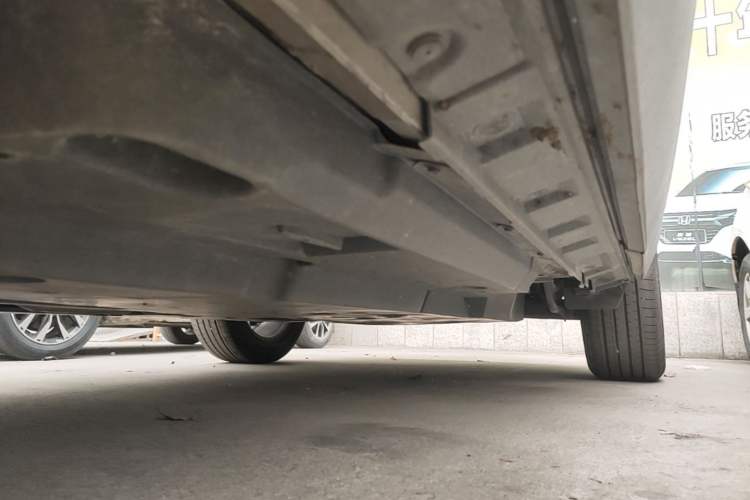 Used Toyota RAV4 2023 2.0L CVT 4x4 Explorer Plus Edition Left Side Sill