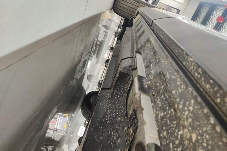 Used Toyota RAV4 2023 2.0L CVT Two-Wheel Drive Fashion Plus Edition Left Side Sill
