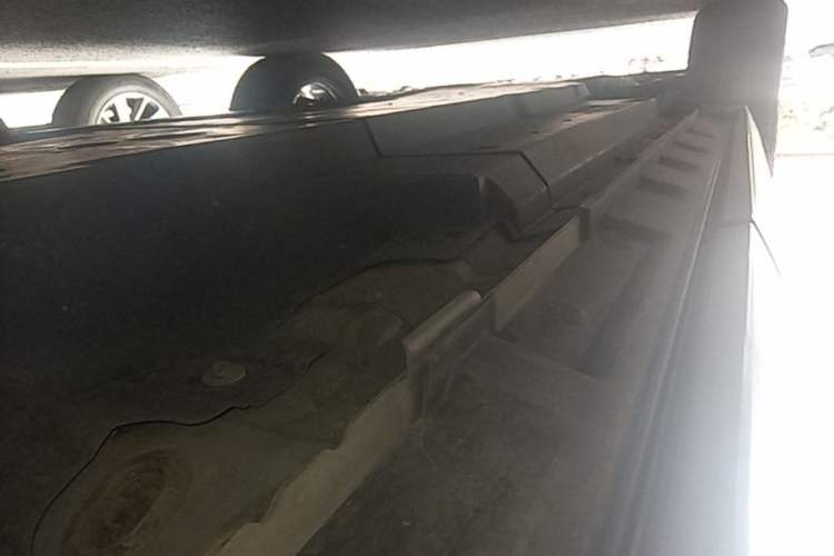 Used Toyota RAV4 2023 2.0L CVT Two-Wheel Drive Fashion Plus Edition Left Side Sill