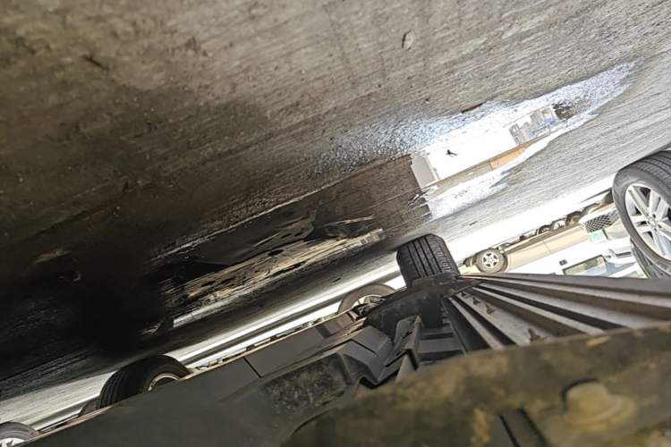 Used Toyota RAV4 2023 2.0L CVT Two-Wheel Drive Urban Edition Left Side Sill