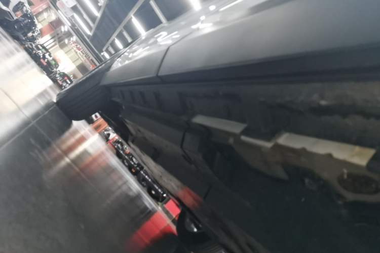 Used Toyota RAV4 2023 2.0L CVT Two-Wheel Drive Urban Edition Left Side Sill