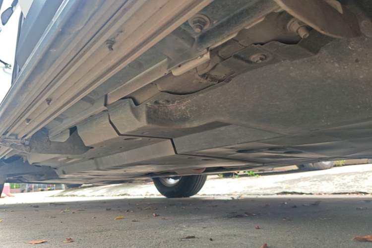 Used Toyota RAV4 2023 2.0L CVT Two-Wheel Drive Urban Edition Left Side Sill