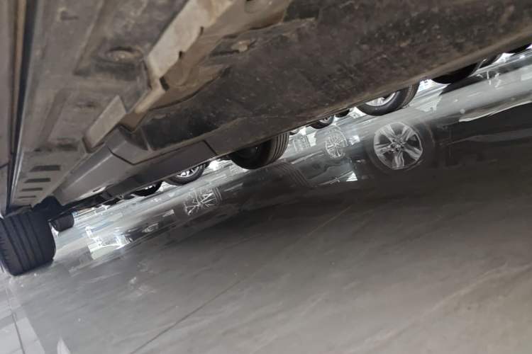 Used Toyota RAV4 2023 2.0L CVT Two-Wheel Drive Fashion Plus Edition Left Side Sill