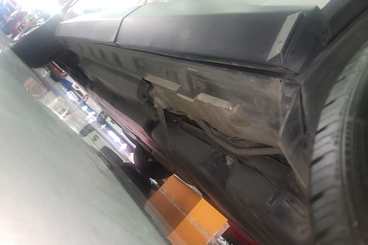 Used Toyota RAV4 2023 Dual-Motor 2.5L E-CVT Two-Wheel Drive Elite Edition Left Side Sill