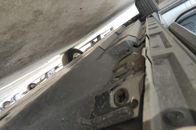 Used Toyota RAV4 2023 2.0L CVT Two-Wheel Drive Urban Edition Left Side Sill