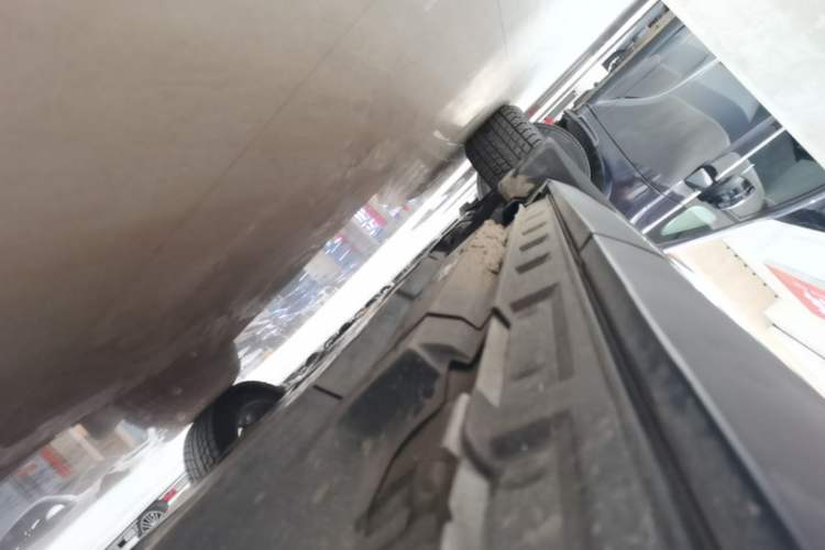 Used Toyota RAV4 2023 2.0L CVT Two-Wheel Drive Fashion Edition Left Side Sill