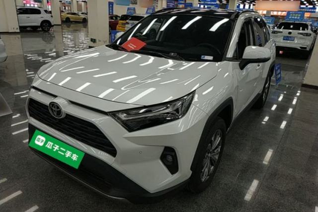 Used Toyota RAV4 2023 2.0L CVT Two-Wheel Drive Fashion Plus Edition