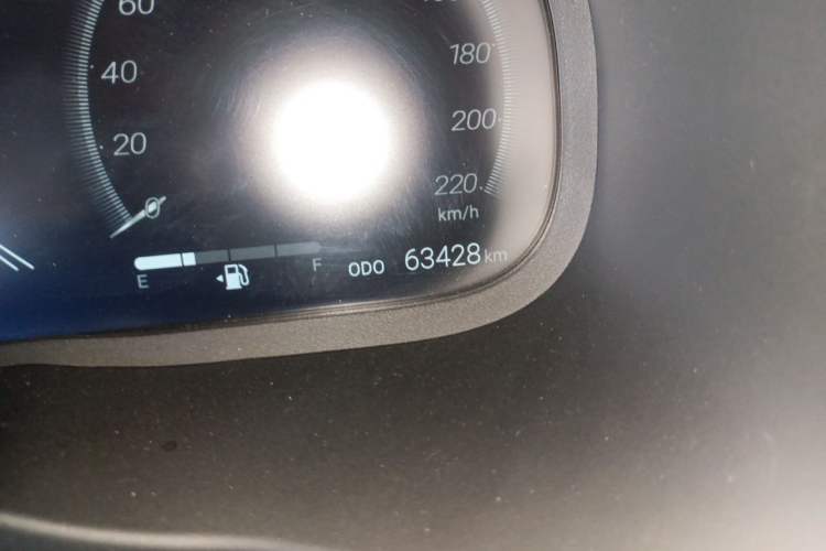 Used Toyota RAV4 2023 2.0L CVT Two-Wheel Drive Fashion Plus Edition Odometer Close Up