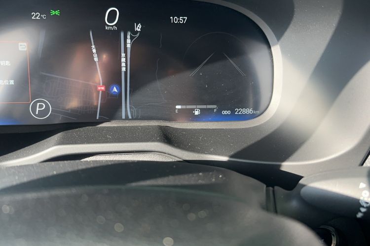 Used Toyota RAV4 2023 2.0L CVT Two-Wheel Drive 20th Anniversary Platinum Edition Odometer Close Up