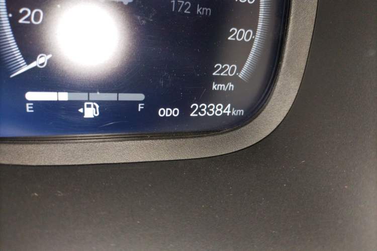 Used Toyota RAV4 2023 2.0L CVT Two-Wheel Drive Fashion Plus Edition Odometer Close Up