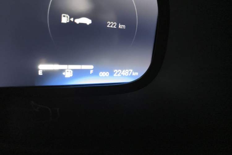 Used Toyota RAV4 2023 Dual-Engine 2.5L E-CVT Four-Wheel Drive Elite Plus Edition Odometer Close Up