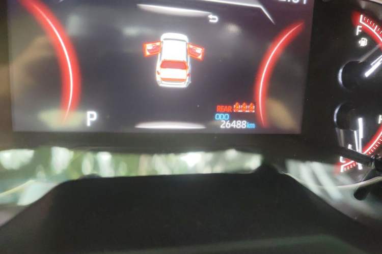 Used Toyota RAV4 2023 2.0L CVT Two-Wheel Drive Fashion Edition Odometer Close Up