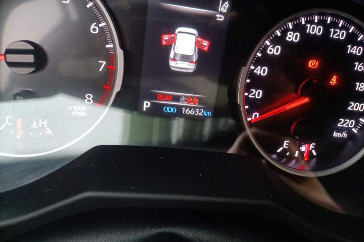 Used Toyota RAV4 2023 2.0L CVT Two-Wheel Drive Urban Edition Odometer Close Up