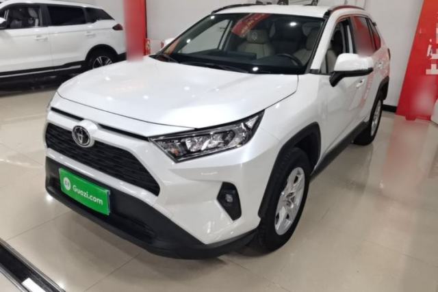 Ojetý Toyota RAV4 2023 2.0L CVT Two-Wheel Drive Urban Edition