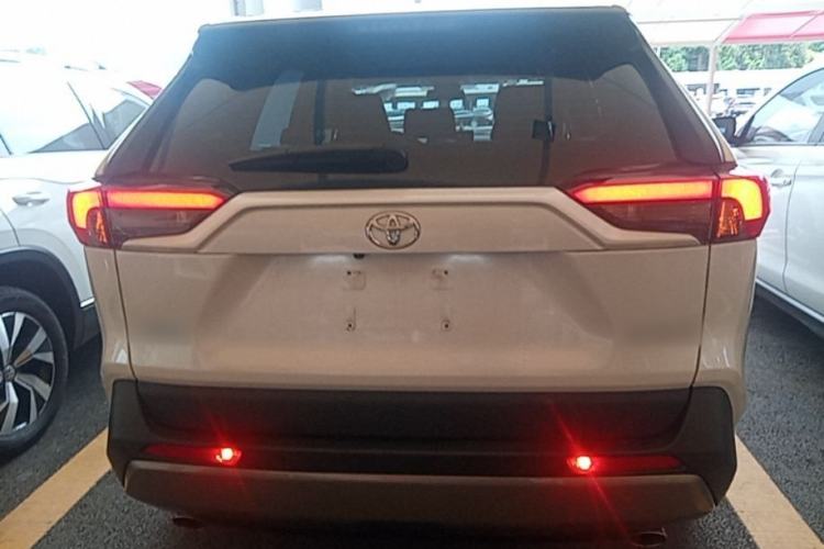 Used Toyota RAV4 2023 2.0L CVT Two-Wheel Drive Fashion Plus Edition Rear