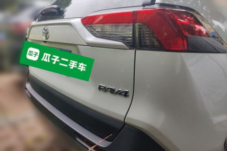 Used Toyota RAV4 2023 2.0L CVT Two-Wheel Drive Fashion Plus Edition Rear