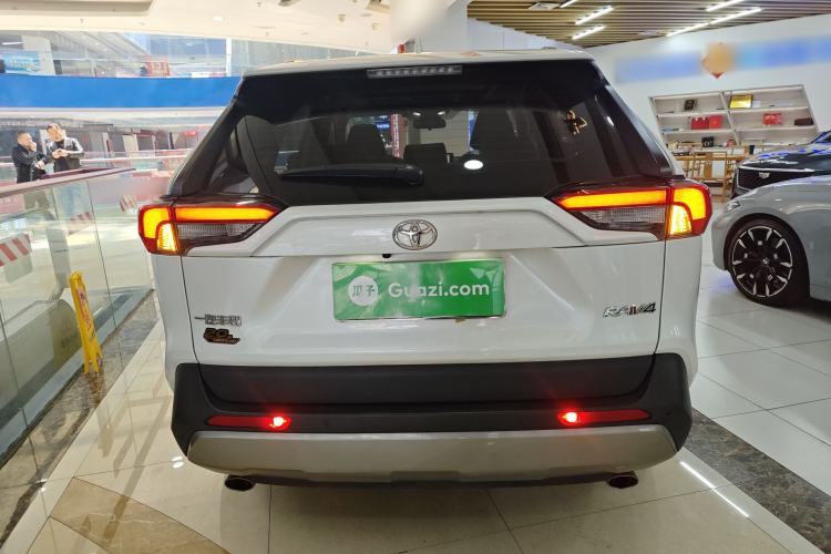 Used Toyota RAV4 2023 2.0L CVT Two-Wheel Drive 20th Anniversary Platinum Edition Rear