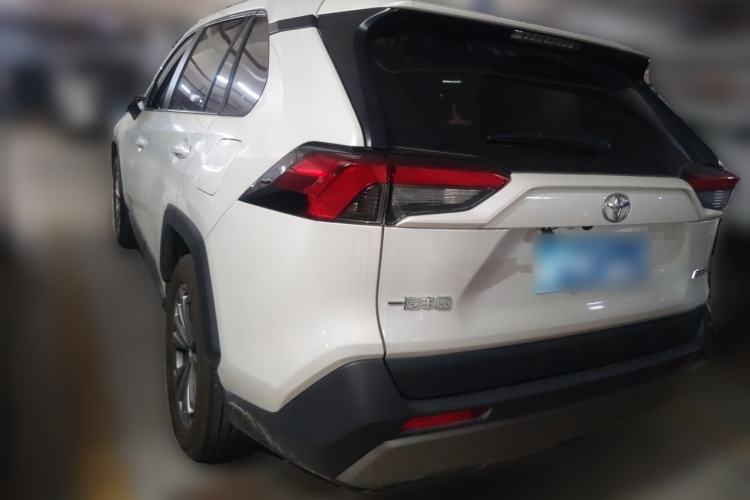 Used Toyota RAV4 2023 2.0L CVT Two-Wheel Drive Fashion Plus Edition Rear Left 45 Deg