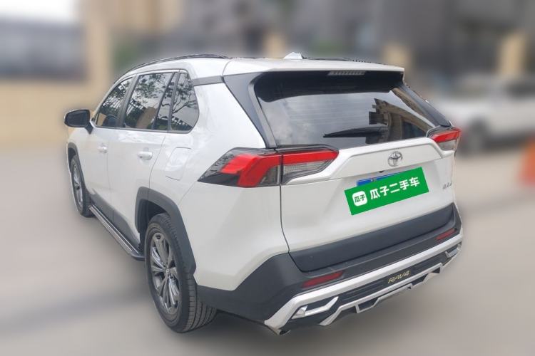 Used Toyota RAV4 2023 2.0L CVT Two-Wheel Drive Fashion Plus Edition Rear Left 45 Deg