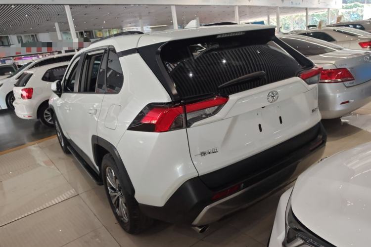 Used Toyota RAV4 2023 2.0L CVT Two-Wheel Drive Fashion Plus Edition Rear Left 45 Deg