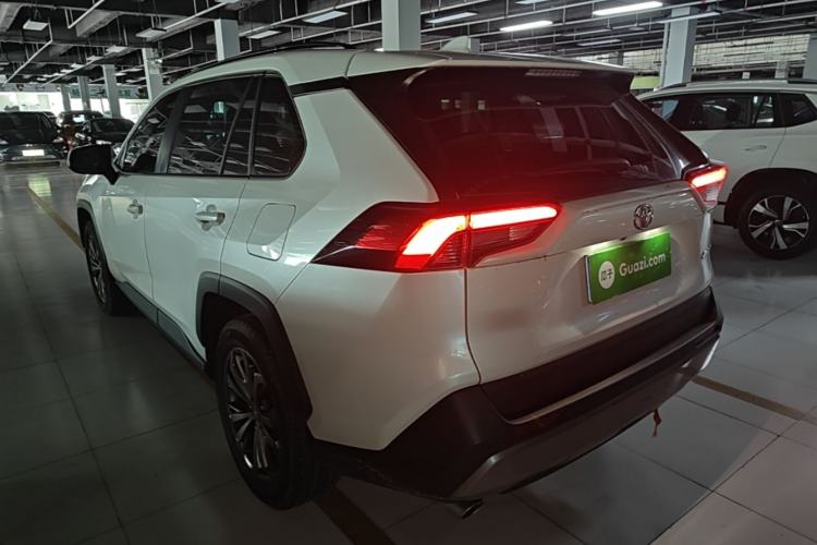 Used Toyota RAV4 2023 2.0L CVT Two-Wheel Drive Fashion Plus Edition Rear Left 45 Deg
