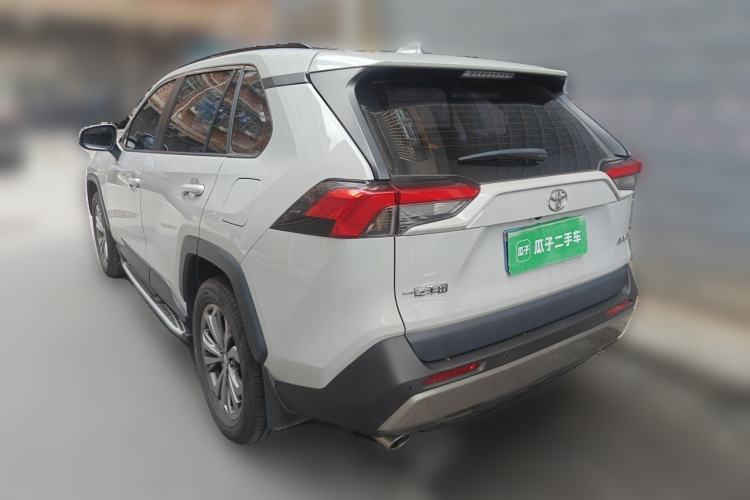 Used Toyota RAV4 2023 2.0L CVT Two-Wheel Drive Fashion Plus Edition Rear Left 45 Deg