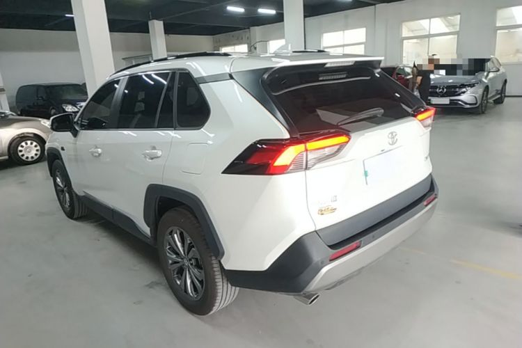 Used Toyota RAV4 2023 2.0L CVT Two-Wheel Drive 20th Anniversary Platinum Edition Rear Left 45 Deg