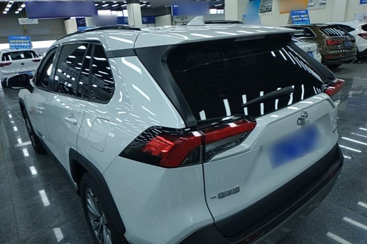 Used Toyota RAV4 2023 2.0L CVT Two-Wheel Drive Fashion Plus Edition Rear Left 45 Deg