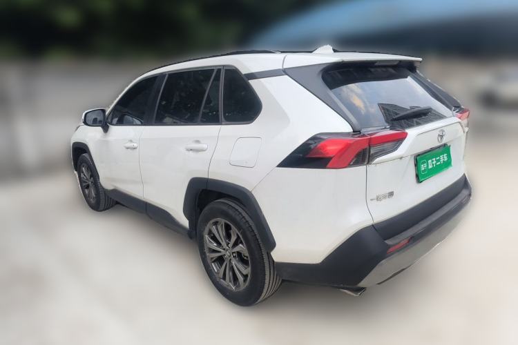 Used Toyota RAV4 2023 2.0L CVT Two-Wheel Drive Fashion Plus Edition Rear Left 45 Deg