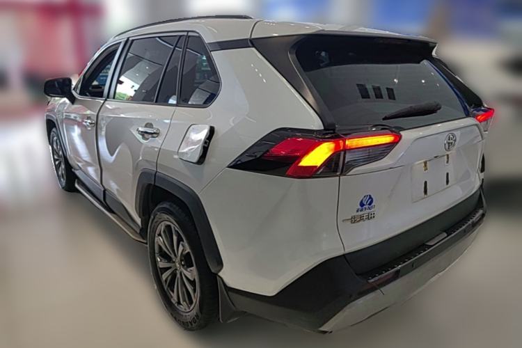 Used Toyota RAV4 2023 2.0L CVT Two-Wheel Drive Fashion Edition Rear Left 45 Deg