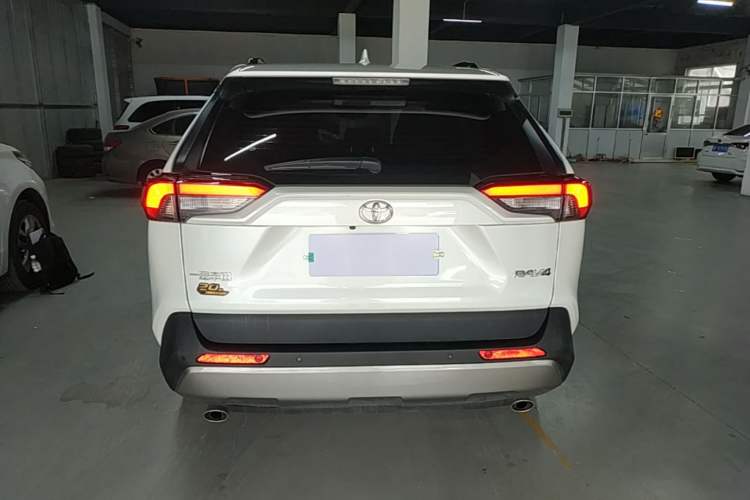 Used Toyota RAV4 2023 2.0L CVT Two-Wheel Drive 20th Anniversary Platinum Edition Rear
