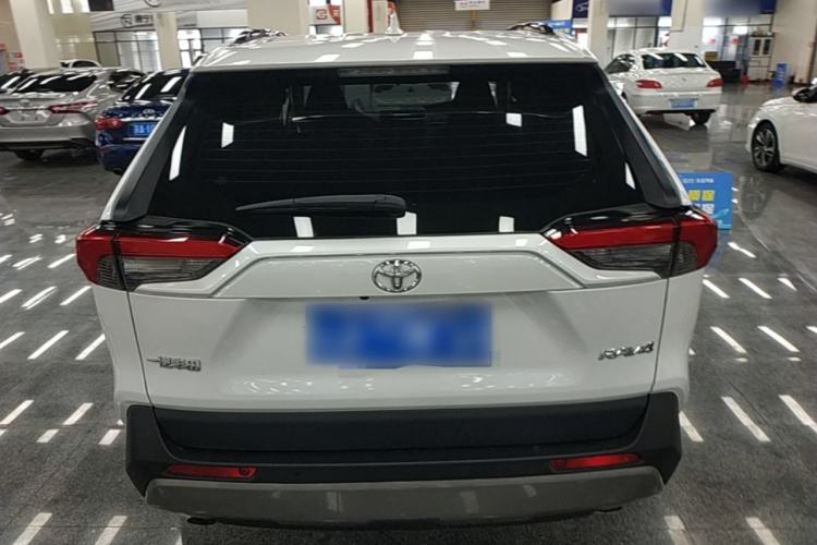 Used Toyota RAV4 2023 2.0L CVT Two-Wheel Drive Fashion Plus Edition Rear