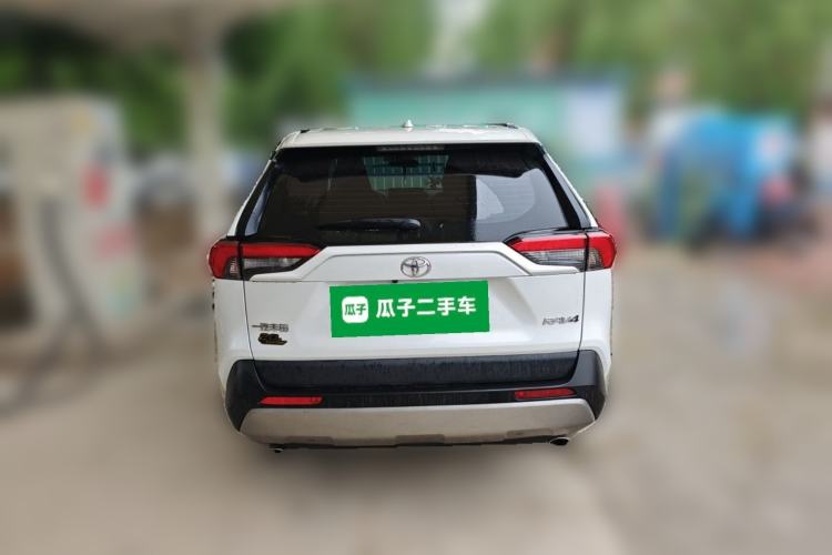 Used Toyota RAV4 2023 2.0L CVT Two-Wheel Drive 20th Anniversary Platinum Edition Rear