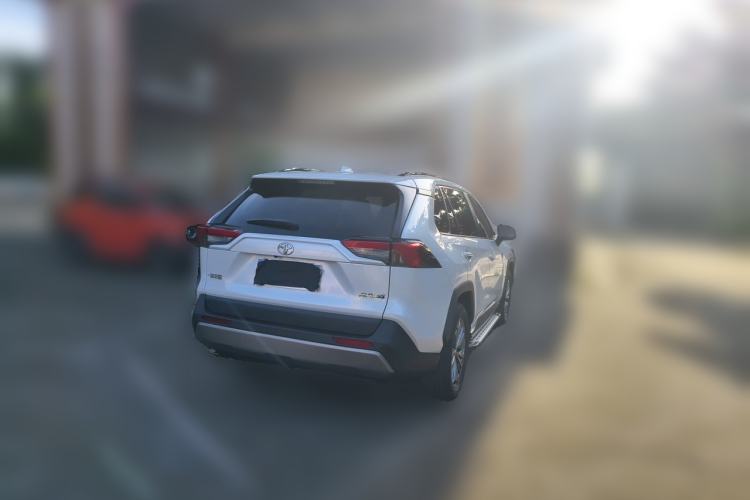Used Toyota RAV4 2023 2.0L CVT Two-Wheel Drive Fashion Edition Rear Right 45 Deg