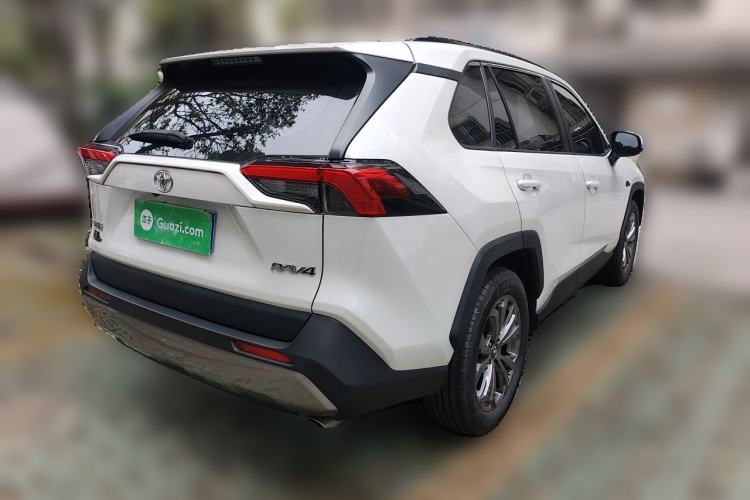 Used Toyota RAV4 2023 2.0L CVT Two-Wheel Drive 20th Anniversary Platinum Edition Rear Right 45 Deg