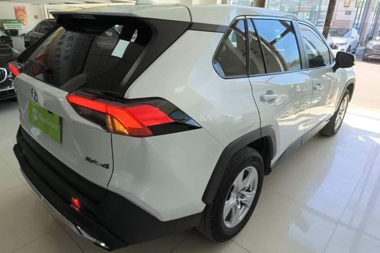 Used Toyota RAV4 2023 2.0L CVT Two-Wheel Drive Urban Edition Rear Right 45 Deg