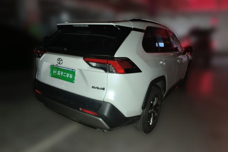 Used Toyota RAV4 2023 2.0L CVT Two-Wheel Drive Fashion Plus Edition Rear Right 45 Deg