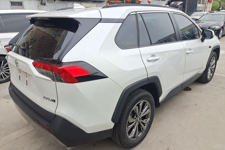 Used Toyota RAV4 2023 2.0L CVT Two-Wheel Drive 20th Anniversary Platinum Edition Rear Right 45 Deg