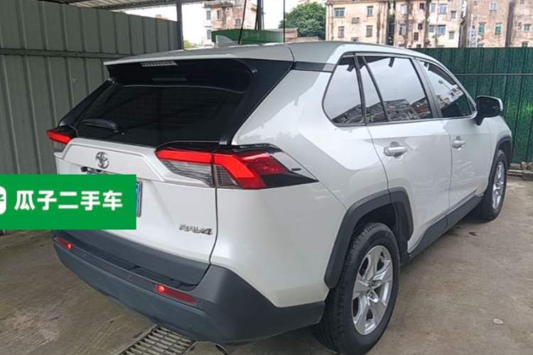 Used Toyota RAV4 2023 2.0L CVT Two-Wheel Drive Urban Edition Rear Right 45 Deg