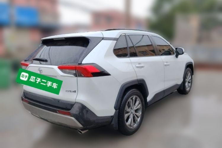 Used Toyota RAV4 2023 2.0L CVT Two-Wheel Drive Fashion Plus Edition Rear Right 45 Deg